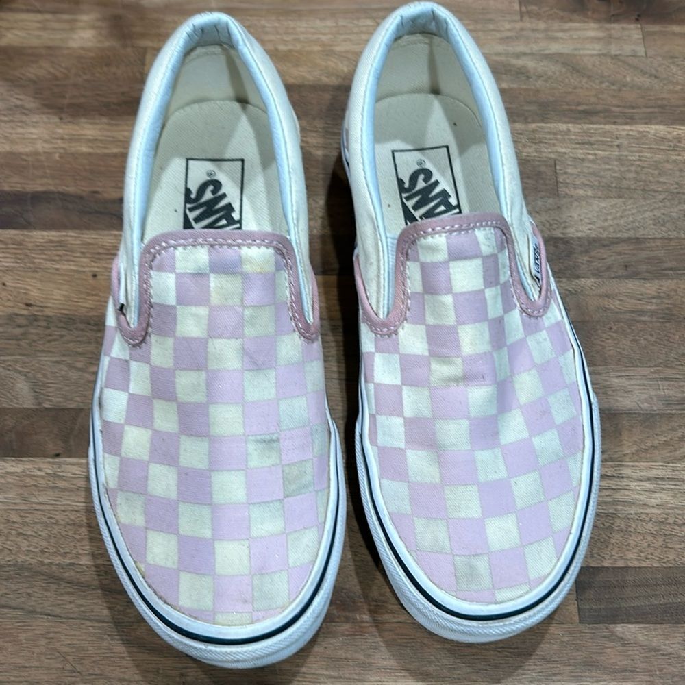 Vans Checkered Mauve Slip On worn once size 4.5 Adorable